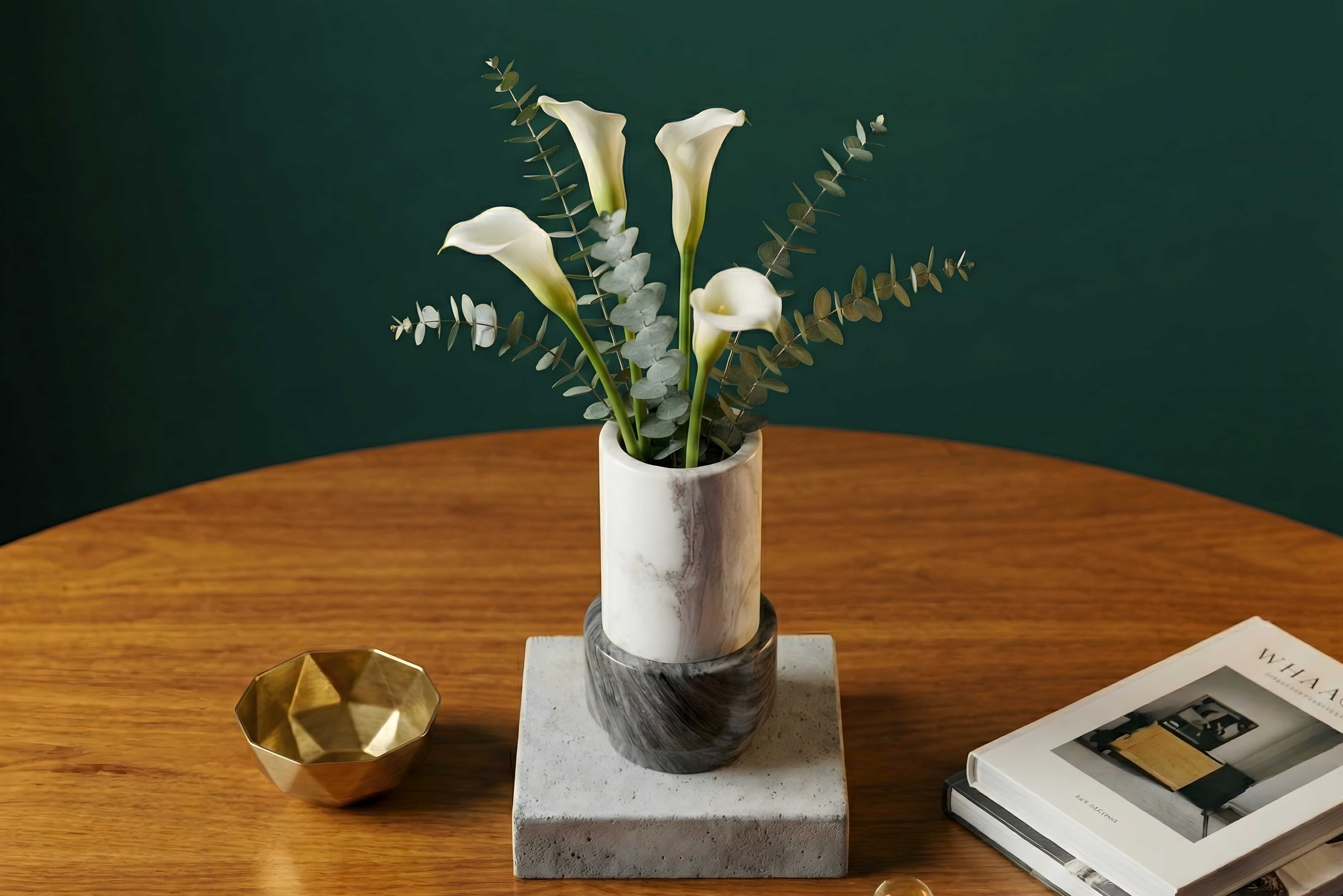 Shadow Splash Vase